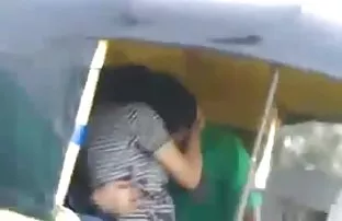 XXX Cewek bokep sma indonesia muda, dan orang tua di belakang dinding tidur